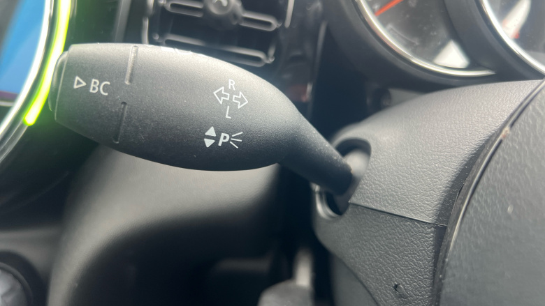 MINI Hatchback 1.5 Cooper Classic 3dr Petrol Hatchback